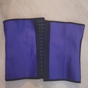 Waist Trainer